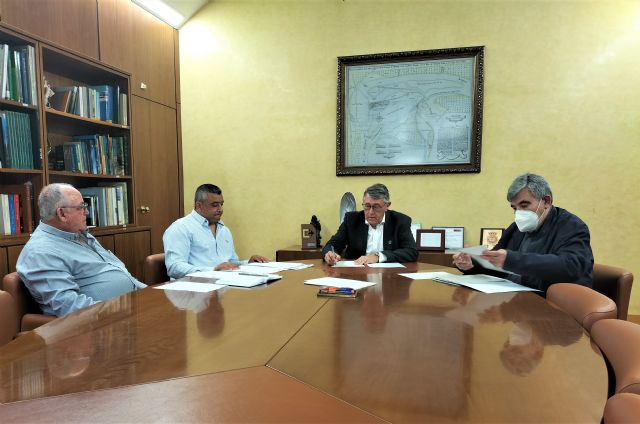 El presidente de la CHS mantiene una reunión de trabajo con la SAT de Fortuna