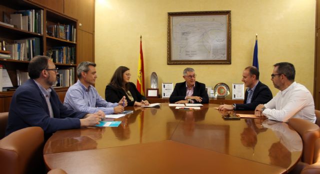 La CHS se reúne con el Ayuntamiento de Fortuna