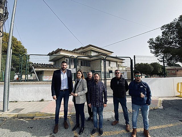VOX presenta a su “cara visible” en Fortuna, Finabel Martínez, y denuncia la okupación que se sufre en el municipio