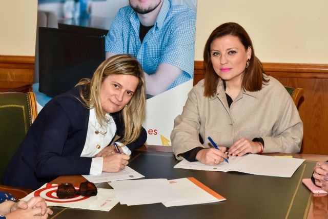 El Ayuntamiento de Fortuna e Inserta Empleo firman un convenio para fomentar el empleo de las personas con discapacidad